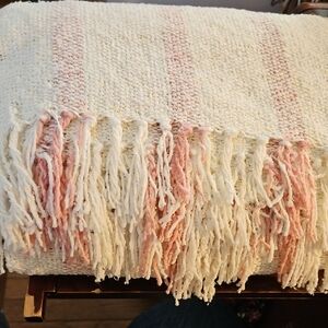 Mexican Cozy Pink and Cream Woven Throw Blanket